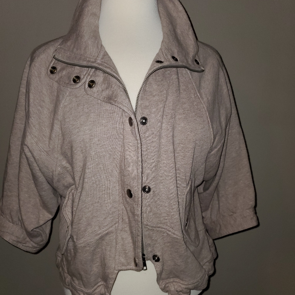 Drawstring 3/4 sleeve crop cotton jacket
